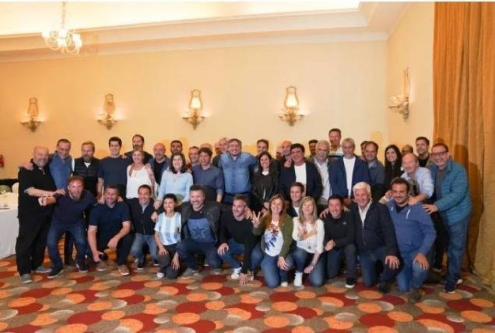 Por falta de acuerdos, los intendentes enfr�an el lanzamiento de la Liga y convocar�n a una reuni�n con M�ximo Kirchner