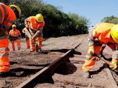 Ingresos: trabajadores y trabajadoras siguen relegados en el reparto de la torta
