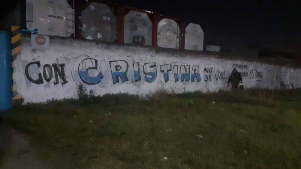 El kirchnerismo busca reflotar la candidatura de Cristina para retener su bastin bonaerense