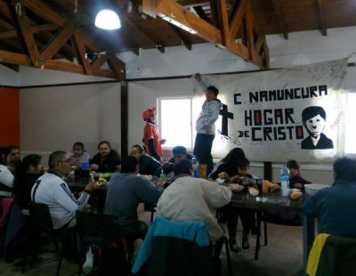 Hogares de Cristo: la peregrinaci�n de la Virgen lleg� a R�o Gallegos