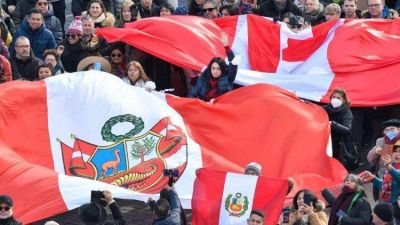 El Papa ante revueltas en Per�: �No a la violencia, venga de donde venga!