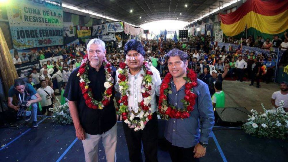 Kicillof particip del acto por el Da del Estado Plurinacional de Bolivia en Avellaneda