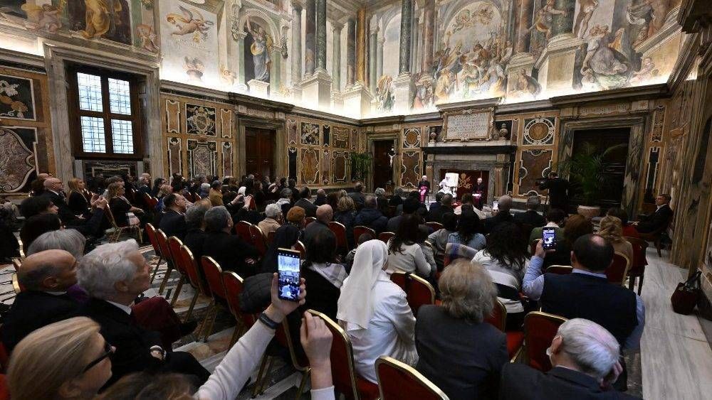 El Papa: No puede haber desarrollo humano integral sin educación