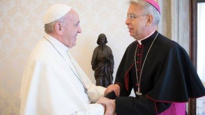 El Papa acepta la renuncia del Presidente de la Asamblea Eclesiástica