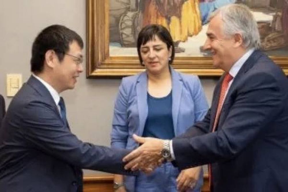 Morales se reuni con ejecutivos de BYD para avanzar en acuerdos de inversin en litio en Jujuy