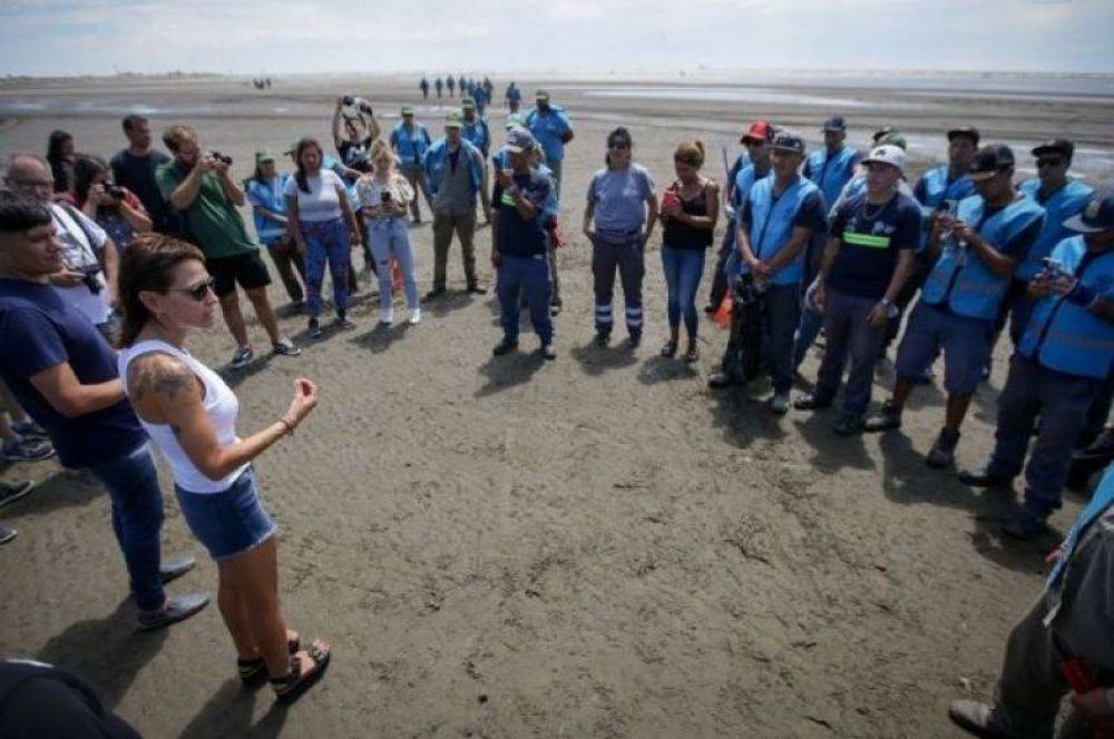 Mayra Mendoza encabezó el lanzamiento de «Playas Limpias» y un operativo de seguridad en la ribera de Quilmes