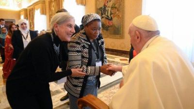 El Papa pide involucrar m�s a las mujeres en la b�squeda de la paz