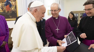 Francisco y Welby destacan el esp�ritu ecum�nico de su viaje juntos al �frica