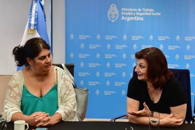 Estatales acordaron con el Gobierno nacional un nuevo incremento salarial que cierra la paritaria en un 97% anual