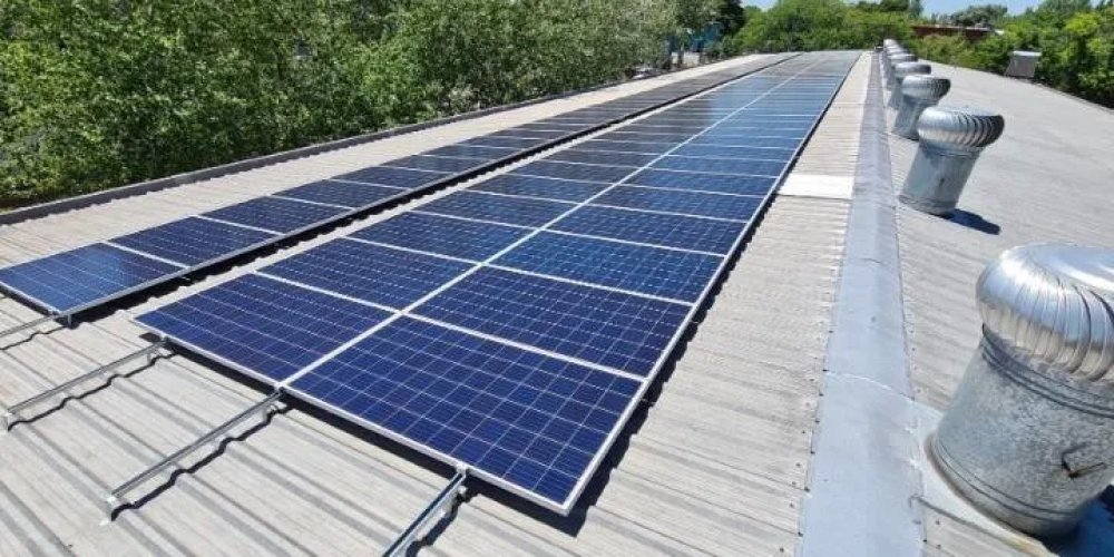 Lanzan una línea de créditos blandos para la instalación de paneles solares