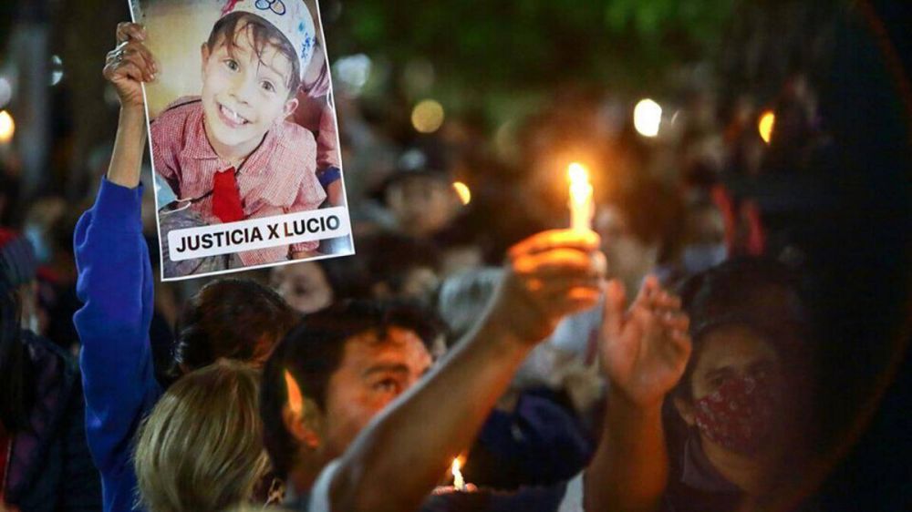 Sin las acusadas en la audiencia, hoy se conoce el veredicto por el crimen de Lucio Dupuy