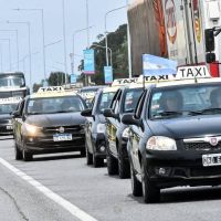 Taxistas pidieron una reunión “urgente” con Montenegro y dieron un plazo de 48 horas