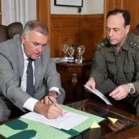 La Provincia y Gendarmería acuerdan reforzar la lucha contra el narcotráfico