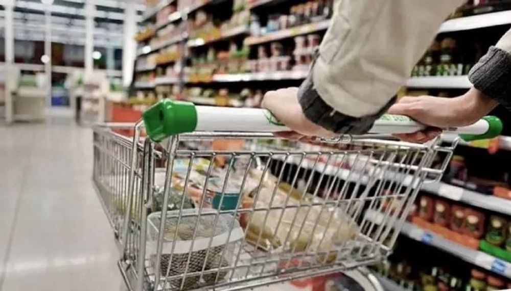 Los alimentos y bebidas aumentaron 5,3% en enero
