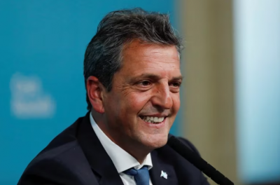 Los intensos dolores de cabeza que disimula la sonrisa de Sergio Massa
