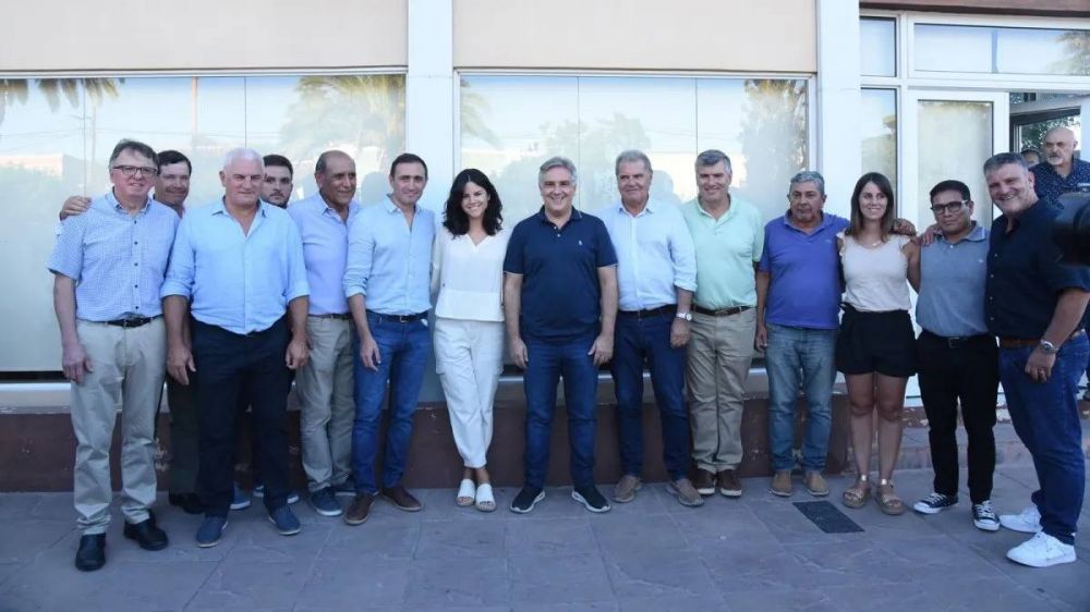 Intendentes y presidentes comunales del sur provincial expresaron su respaldo a la candidatura de Martn Llaryora
