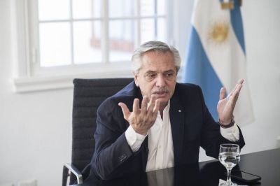 Alberto Fern�ndez se aferra a su candidatura a la reelecci�n e insiste en ir a las PASO