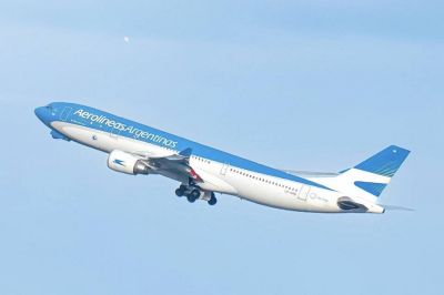 Aerolíneas Argentinas desmintió a Macri