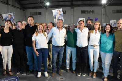 Figueroa presentó oficialmente a Juan Peláez como su candidato a la intendencia de Neuquén