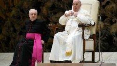 El Papa en la catequesis: Dios pone su esperanza en los peque�os y humildes