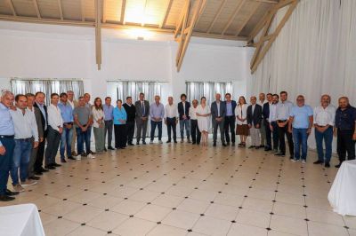Alberto Fern�ndez se prepara para la mesa pol�tica del Frente de Todos