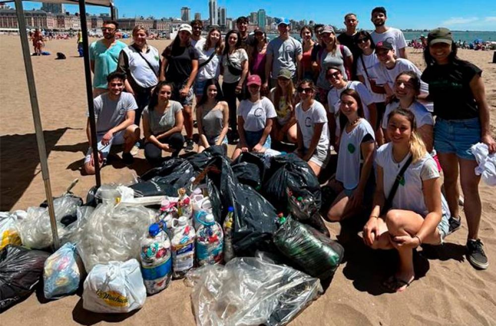 Realizarn una jornada de limpieza en Playa Grande