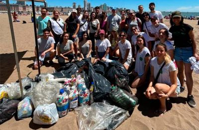 Realizarán una jornada de limpieza en Playa Grande