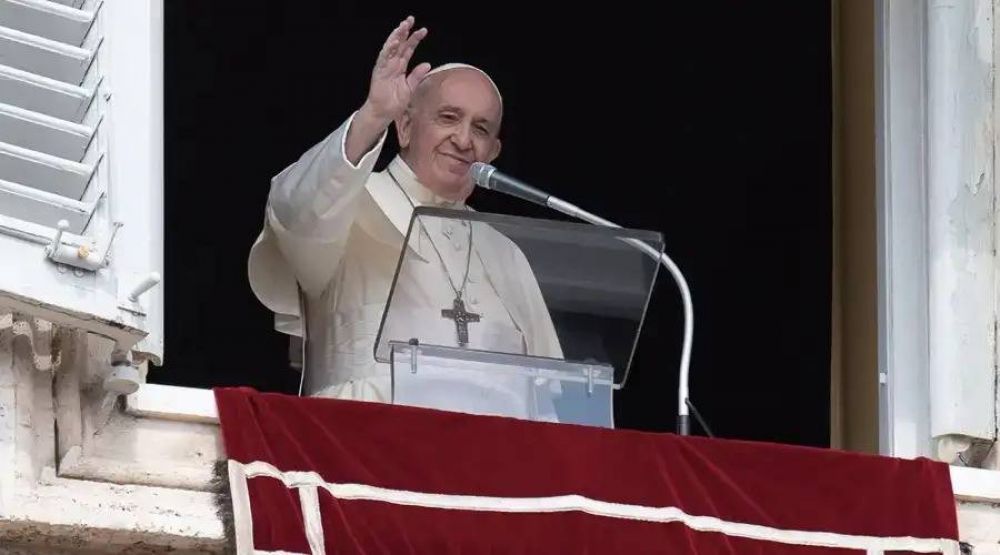 Papa Francisco: Vivan mandamientos como hijos de Dios Padre y no como siervos de un dios amo