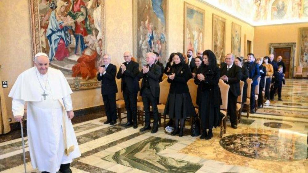 El Papa a estudiantes de Georgia: Sigan el ejemplo de Sulkhan-Saba Orbeliani