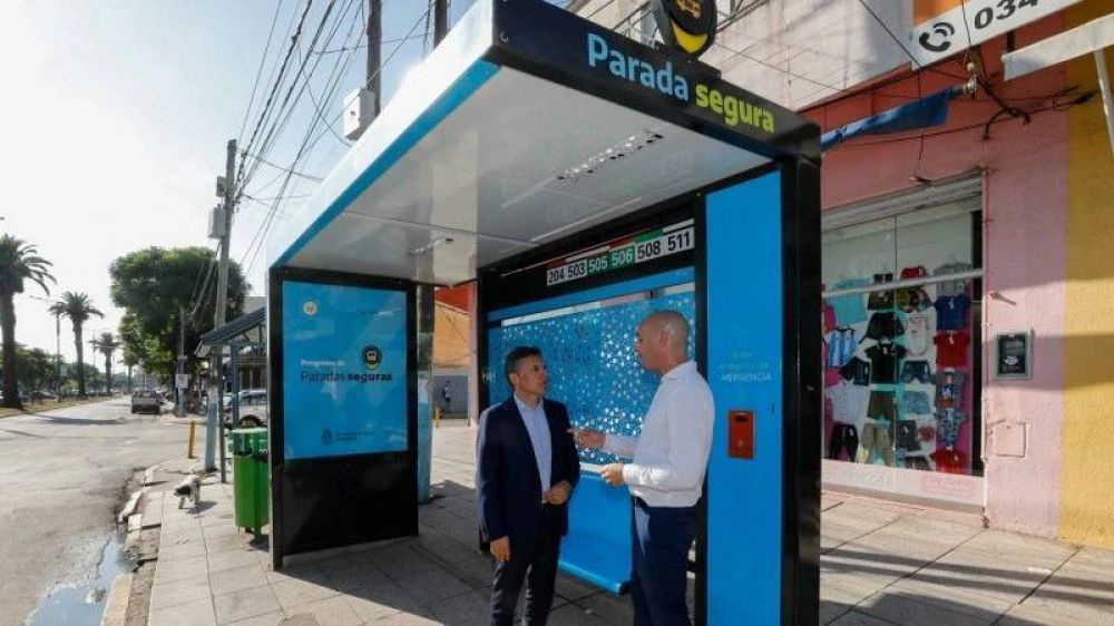 Avanza la implementacin de paradas seguras en la Provincia de Buenos Aires: Ya se instalaron ms de 2 mil en 37 municipios