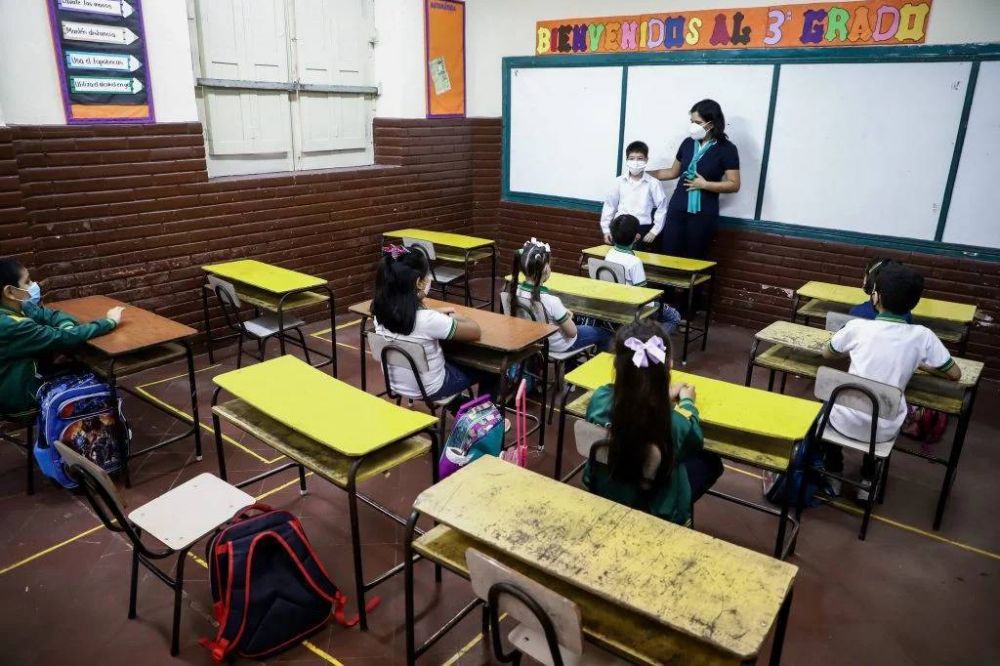Provincia firm acuerdo con escuelas privadas para un tope en las cuotas