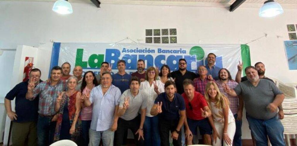 Lanzaron en Lomas de Zamora una Mesa Poltico Sindical en apoyo a Cristina y Kicillof