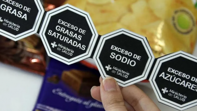 Llegan los oct�gonos negros: desde hoy rige la ley de etiquetado frontal para todas las grandes empresas