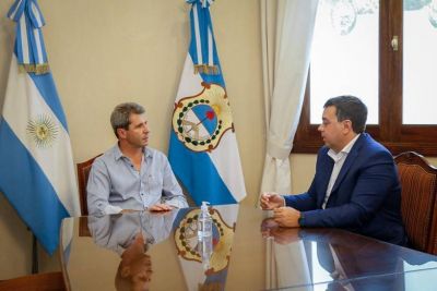 El gobernador Uñac recibió al presidente del Foro de Abogados