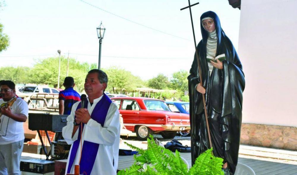 La imagen peregrina de Mama Antula visita hoy a la Virgen de Loreto