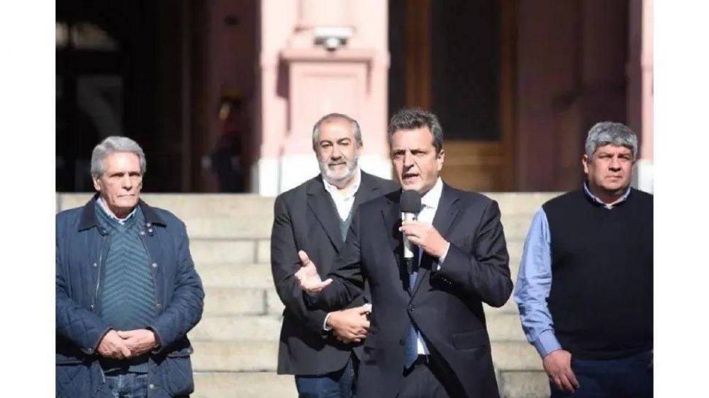 En medio del contexto electoral, la CGT lleva a Massa su reclamo por las obras sociales
