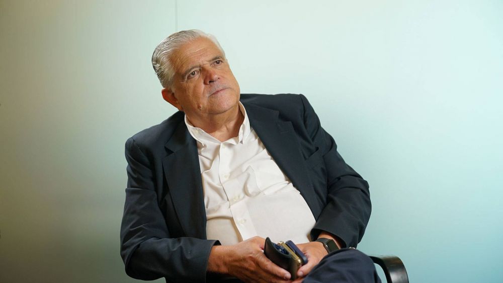 Carnaval: L�pez Murphy critic� a la murga que le canta a Per�n y pidi� dejar de financiar los corsos en CABA