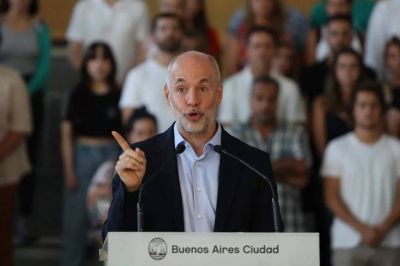 Horacio Rodríguez Larreta se lanza como candidato a presidente en tres etapas y se agudiza la interna en Pro