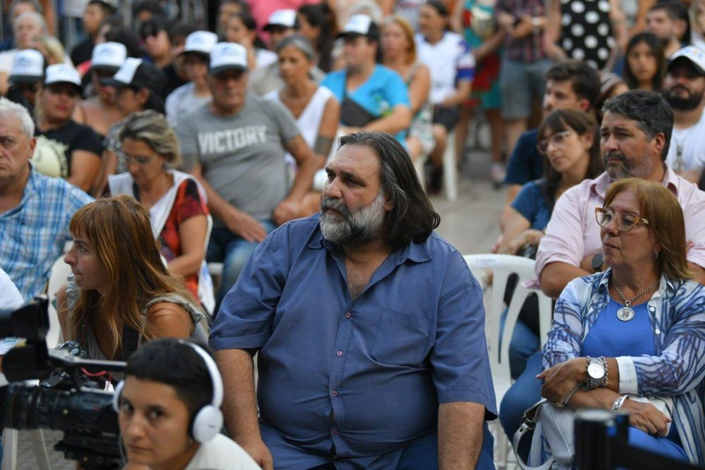 Baradel se meti en la campaa, critic al Frente de Todos y asegur: La Derecha no tiene que volver a gobernar en la Argentina