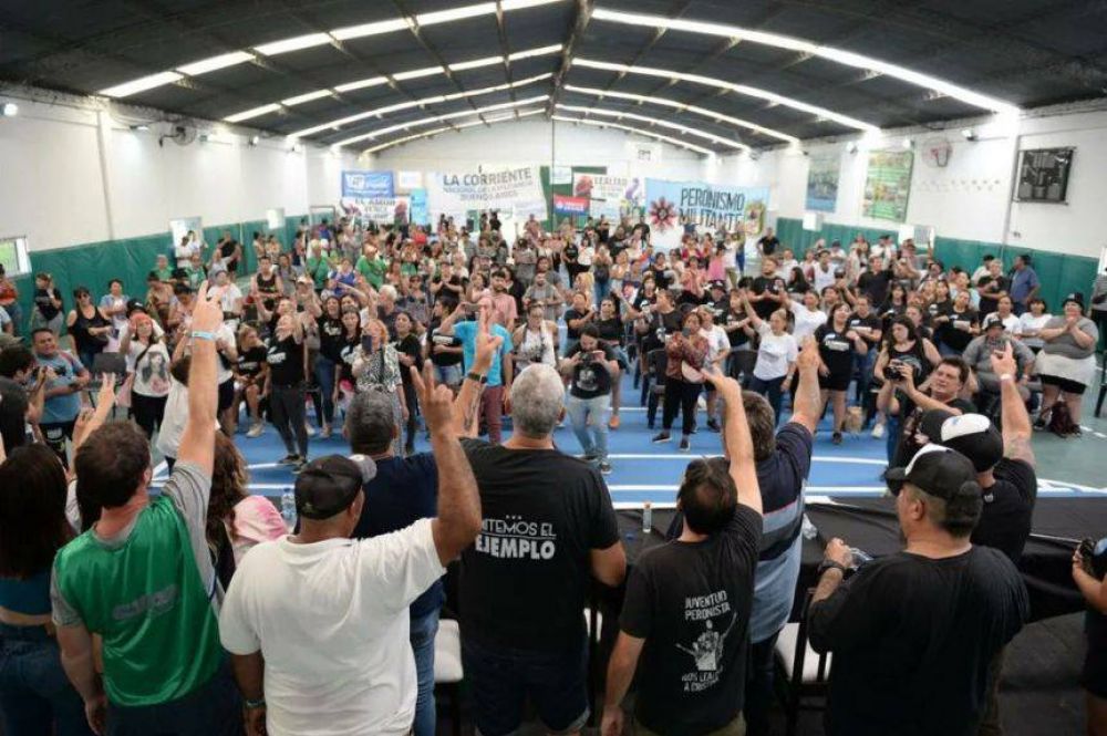 A 12 a�os de la muerte de N�stor Kirchner, la militancia bonaerense respald� a CFK