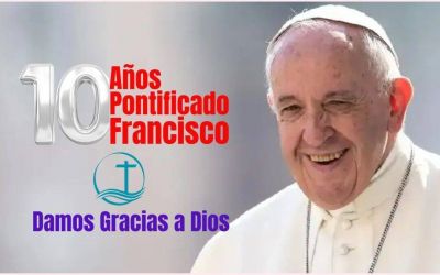 La Iglesia invita a celebrar los 10 a�os del pontificado del Papa Francisco.