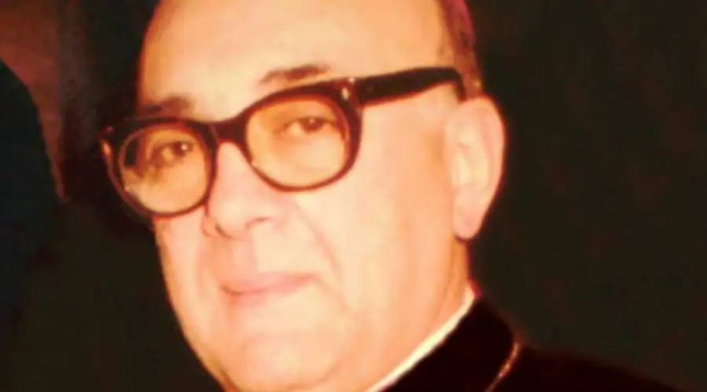 Volverán a investigar muerte de obispo argentino 45 años después