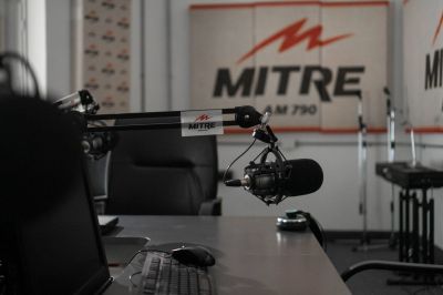 Trabajadores de radios privadas realizan retencin de tareas en demandas de mejoras salariales