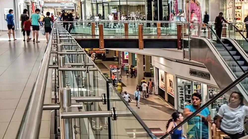 Quejas y lamentos de quienes trabajan en los shoppings