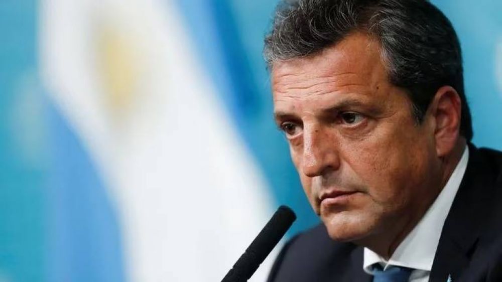 Massa se reunir� con banqueros y aseguradoras para cerrar el canje de deuda en pesos: todos los detalles