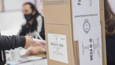 UCR y el PRO, eligen a sus candidatos en internas cerradas