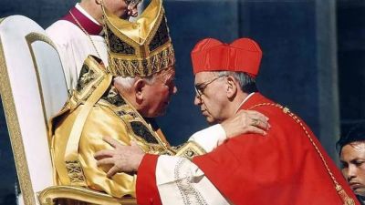 Francisco, el pont�fice que m�s santos proclam�: desde una hist�rica doble canonizaci�n papal hasta 813 m�rtires a la vez