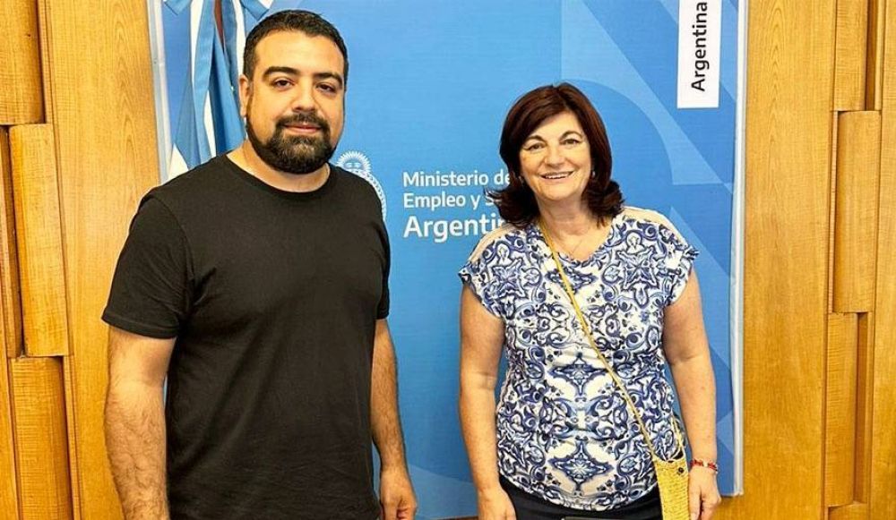 El dirigente qumico Facundo Aveiro plante la necesidad salarial del sector ante la ministra de Trabajo