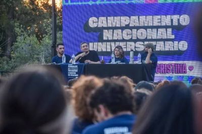 La arenga de M�ximo Kirchner a militantes de La C�mpora y el mensaje al Presidente: �No estoy de acuerdo con aventuras personales�