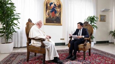 El Papa Francisco con Fontevecchia: regreso a la Argentina, familia “gorila”, política demoníaca, tercera guerra mundial y el infierno